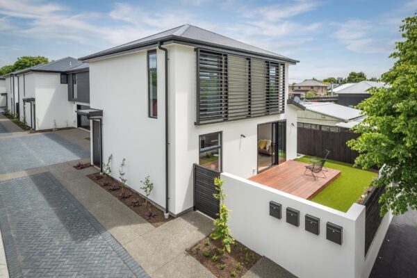 joyce_built_new_build_christchurch_edgeware_townhouses_project_2